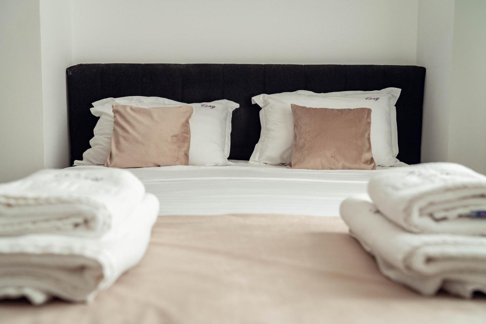 Exclusive Collection Palas Mall Suites And Studios Jassy Zewnętrze zdjęcie